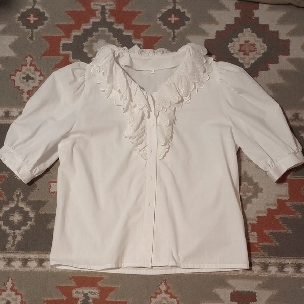 Elegant White Lace Blouse